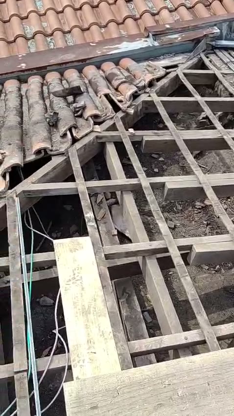 Manutenção de telhado cerâmico